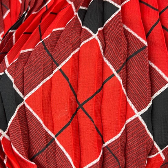 Women’s Plus Size Red Maxi Skirt Checkered Plaid Christmas Print Vintage Pleated - Picture 14 of 17